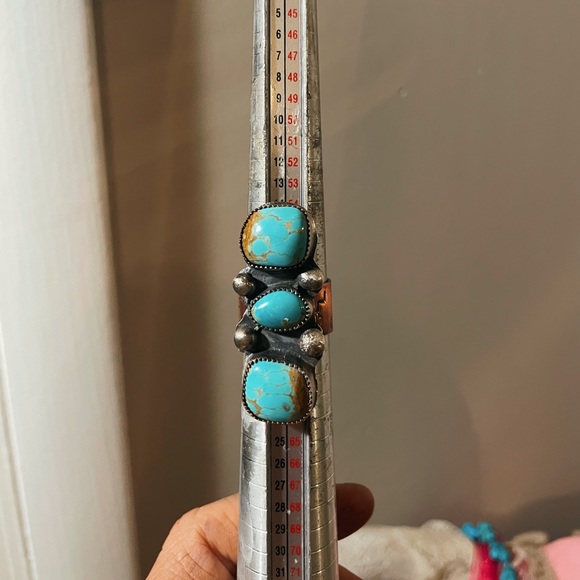 Genuine Turquoise & Sterling Silver Ring sz 8.5 - Picture 5 of 8